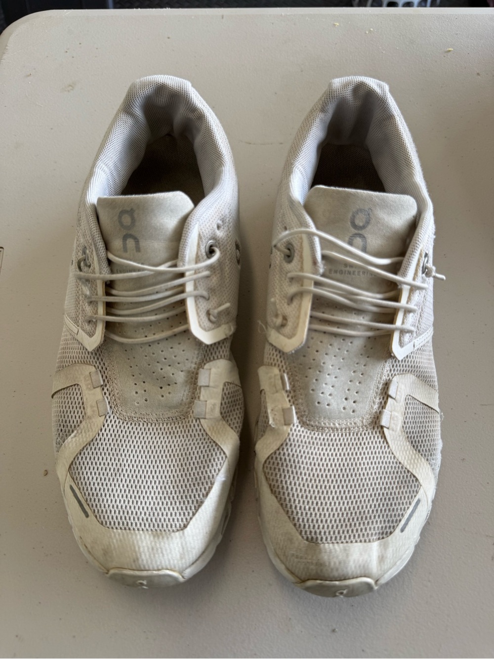 On Running Cloud Women Running Shoes — White
